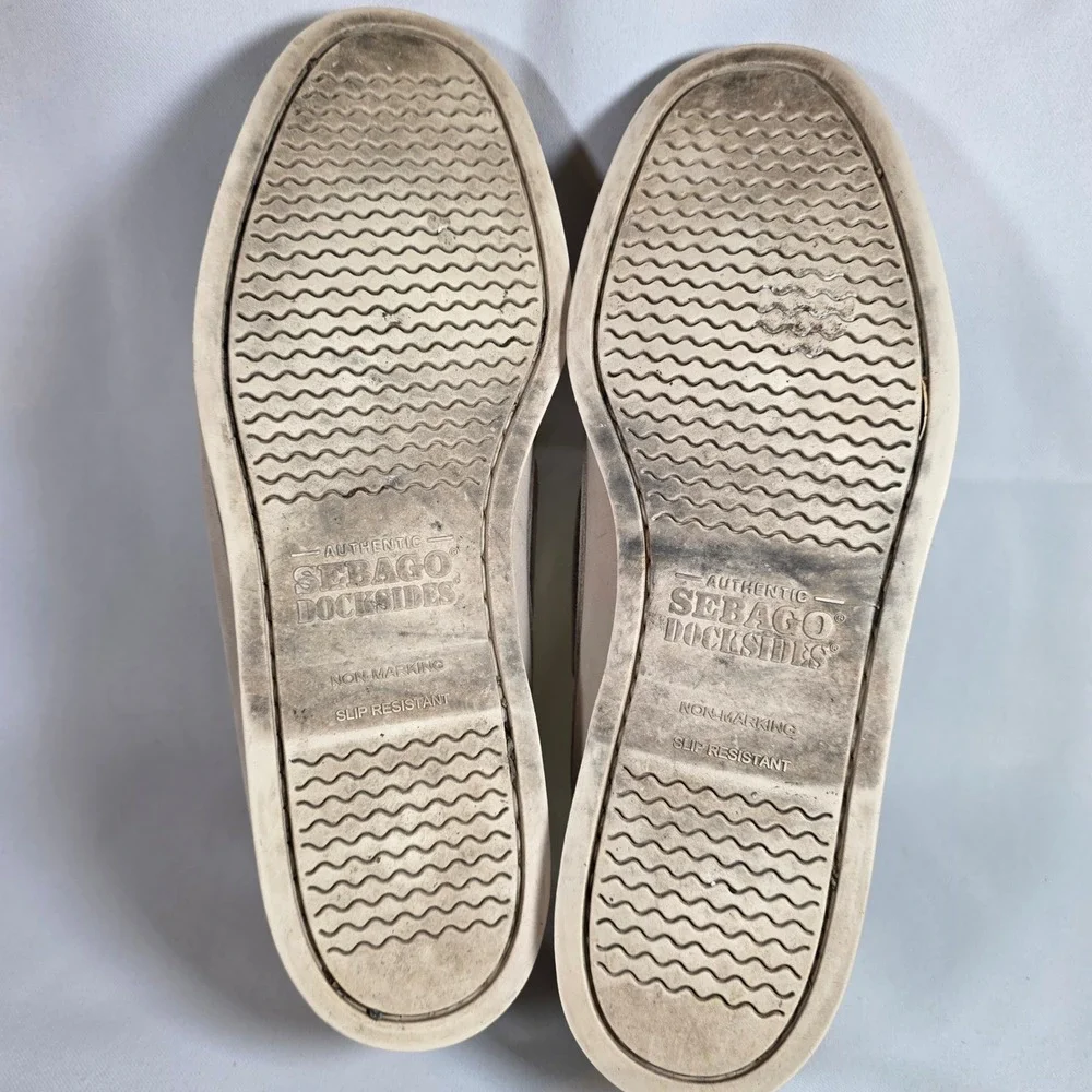 SEBAGO Docksides Men's 10.5M Cream Leather Boat Shoes Preppy Nautical Old Money